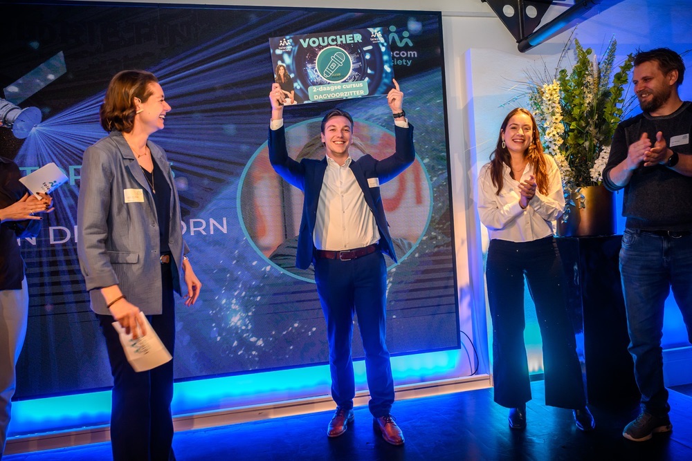 ✨ Boris van der Voorn wint de Moderator of the Year 2025 award! ✨